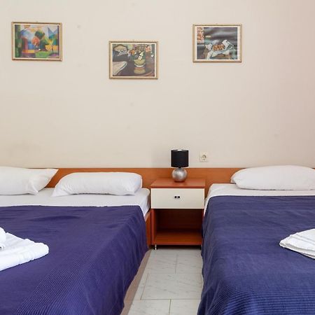 Athina Apartments Palaiopoli  Экстерьер фото
